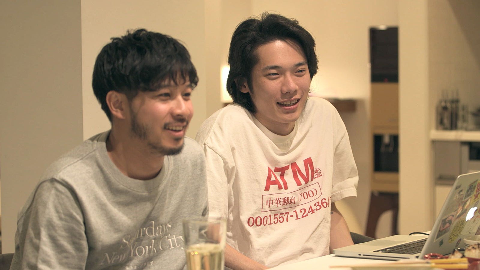 健司、翔平「TERRACE HOUSE TOKYO 2019-2020」5th WEEK（C）フジテレビ／イースト・エンタテインメント