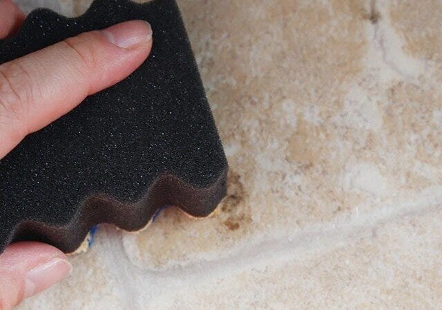 ダイソー 床・壁タイルの汚れスッキリスポンジ ダイソー 床・壁タイルの汚れスッキリスポンジ