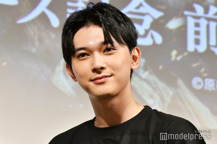 吉沢亮(C)モデルプレス