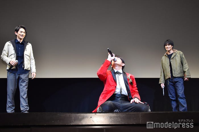 町田啓太、青柳翔、鈴木伸之(C)モデルプレス