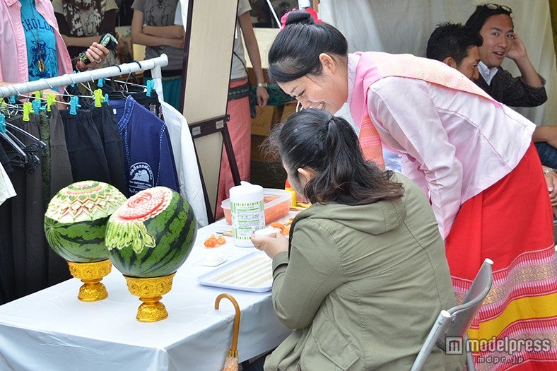 フルーツカービング体験