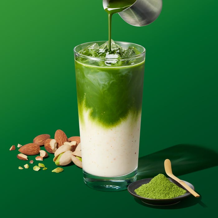 抹茶 & クラッシュ ピスタチオミルク ティー ラテも発売中/提供画像