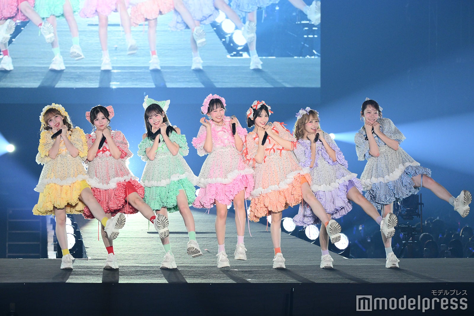 FRUITS ZIPPER（C）モデルプレス