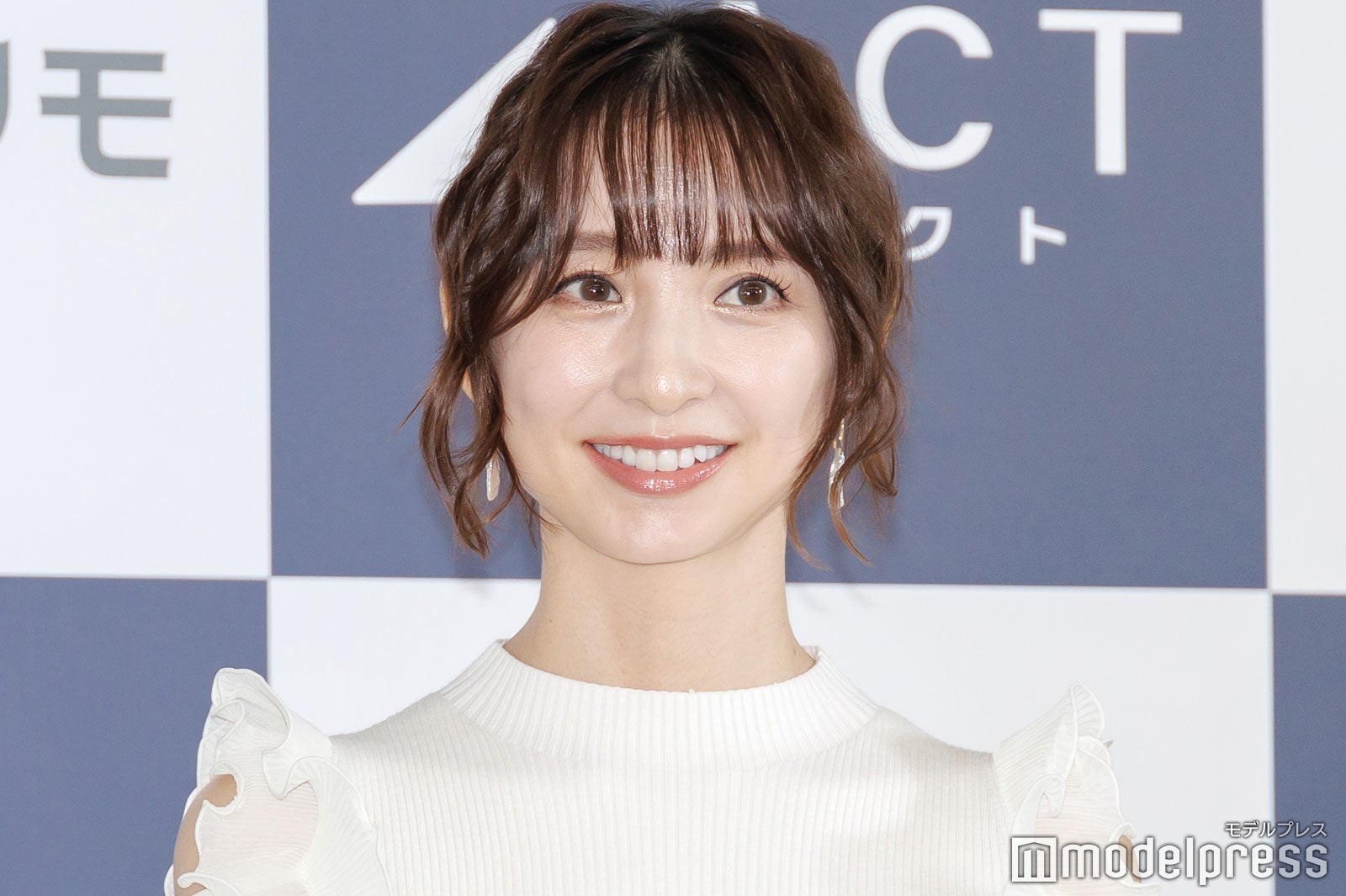 篠田麻里子（C）モデルプレス