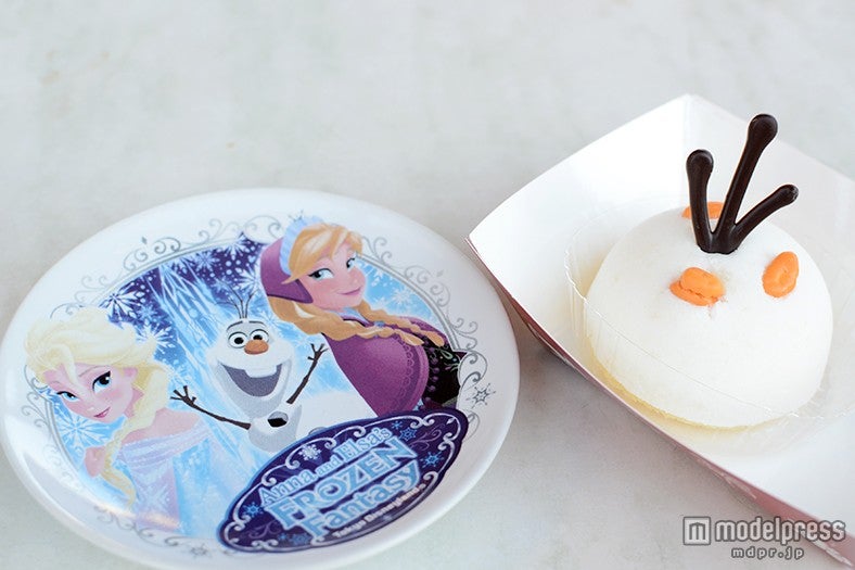 アップルのホワイトムースケーキ、スーベニアプレート付き￥720