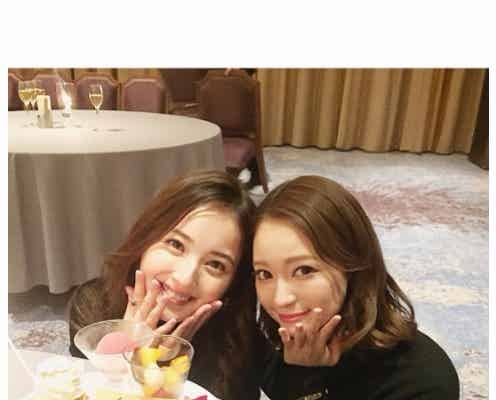 chay、“先輩”佐々木希の結婚を祝福 姉妹のような2ショット公開に反響
