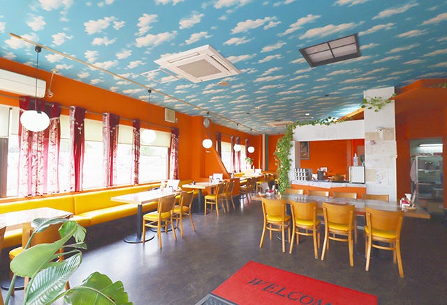 ニューデリ店内