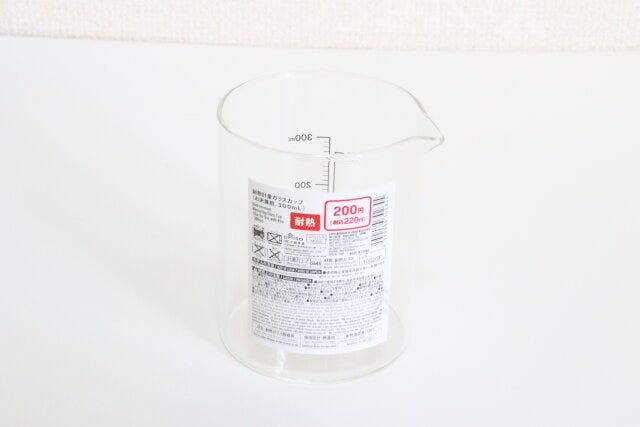 ダイソーの耐熱軽量ガラスカップ（お米兼用、300mL）のパッケージ