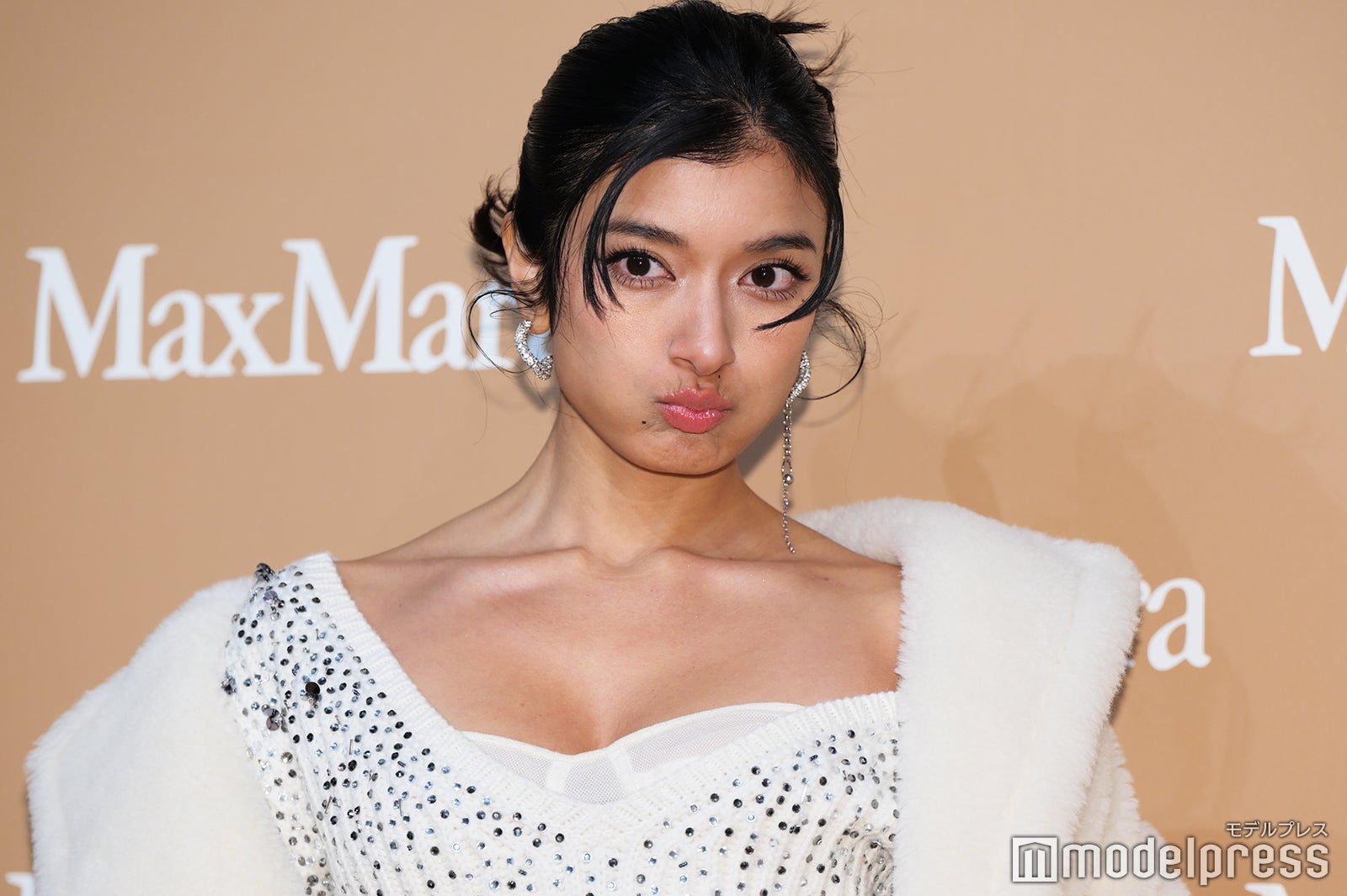 ローラ（C）モデルプレス