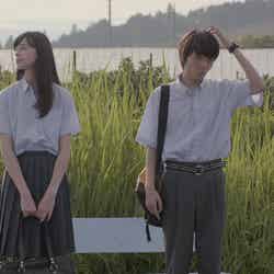 中条あやみ、岡山天音（C）2015 映画『正しいバスの見分け方』製作委員会