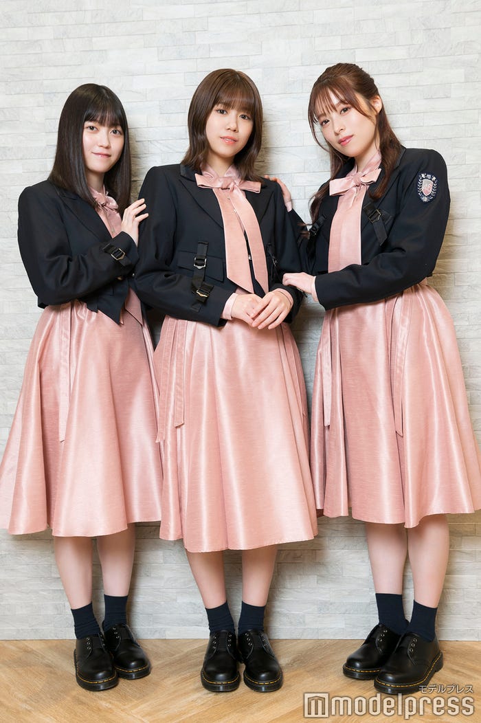 幸阪茉里乃、武元唯衣、齋藤冬優花(C)モデルプレス