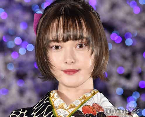 玉城ティナ、初の点灯式に艶やかな着物姿で登場 クリスマスの予定を明かす