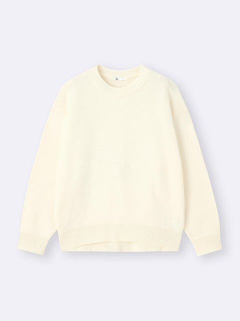 GUのスウェットライクニットオーバーサイズプルオーバー