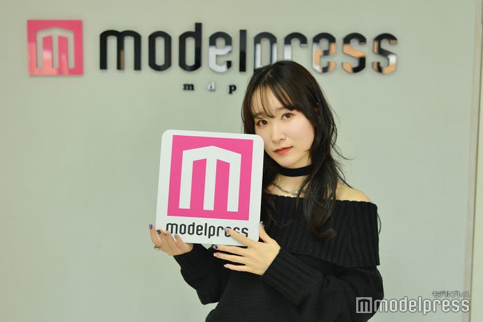 モデルプレスのインタビューに応じた「乃紫」(C)モデルプレス