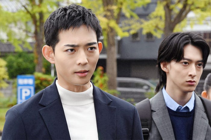 竜星涼、伊藤あさひ「潜入兄妹 特殊詐欺特命捜査官」第7話(C)日本テレビ