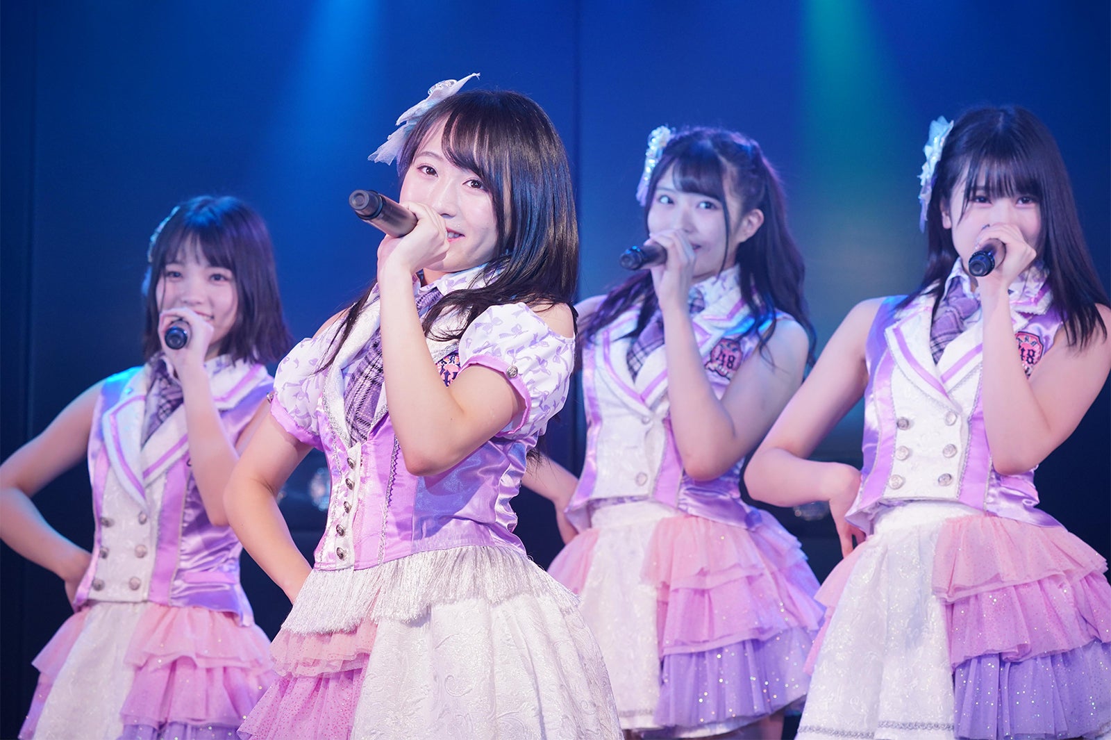 高橋彩音、坂口渚沙、行天優莉奈、吉川七瀬／AKB48チーム8「その雫は、未来へと繋がる虹になる。」公演（C）AKS