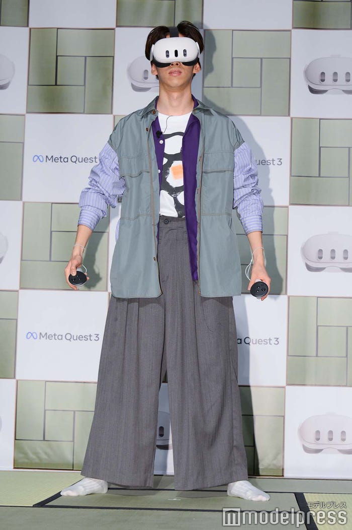 サンバを踊るリョウガ(C)モデルプレス