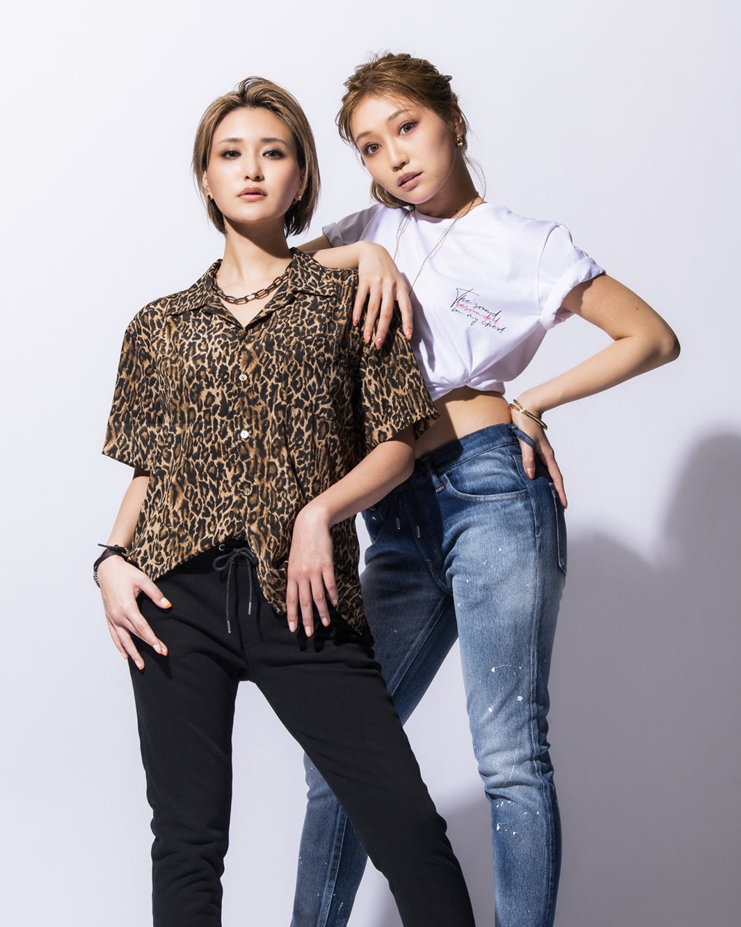 CYBERJAPAN DANCERSのKANA、KAZUE（提供写真）