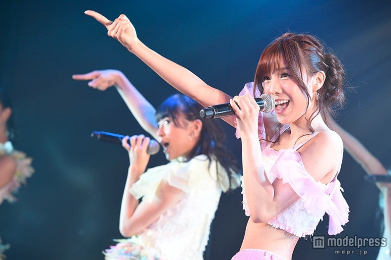 なつき（小嶋菜月）（C）AKS