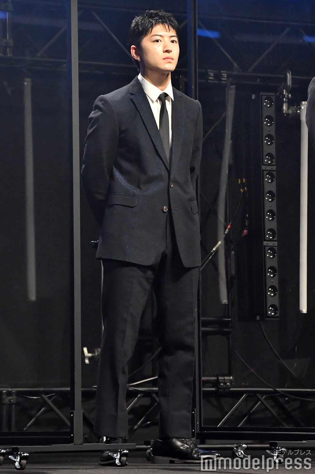 佐野玲於（C）モデルプレス