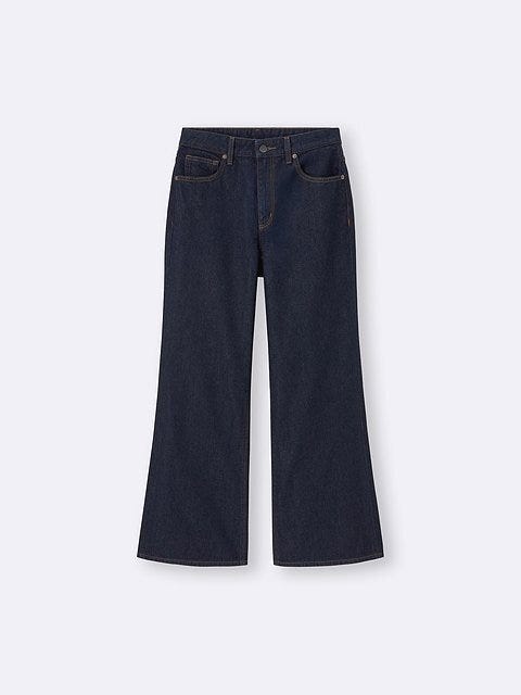 GU リラックスワイドフレアジーンズ GUのリラックスワイドフレアジーンズ