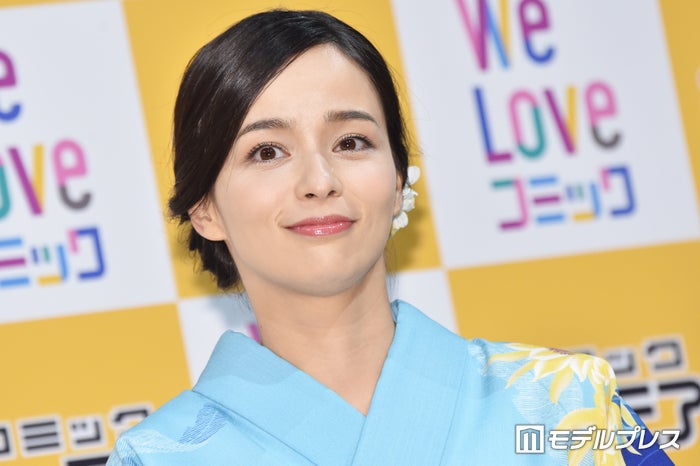 加藤ローサ 久々の公の場 子どもとのエピソード明かす モデルプレス