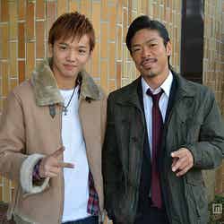 ドラマでの2人の絡み方は必見。佐藤大樹、EXILEのMATSU（左から）
