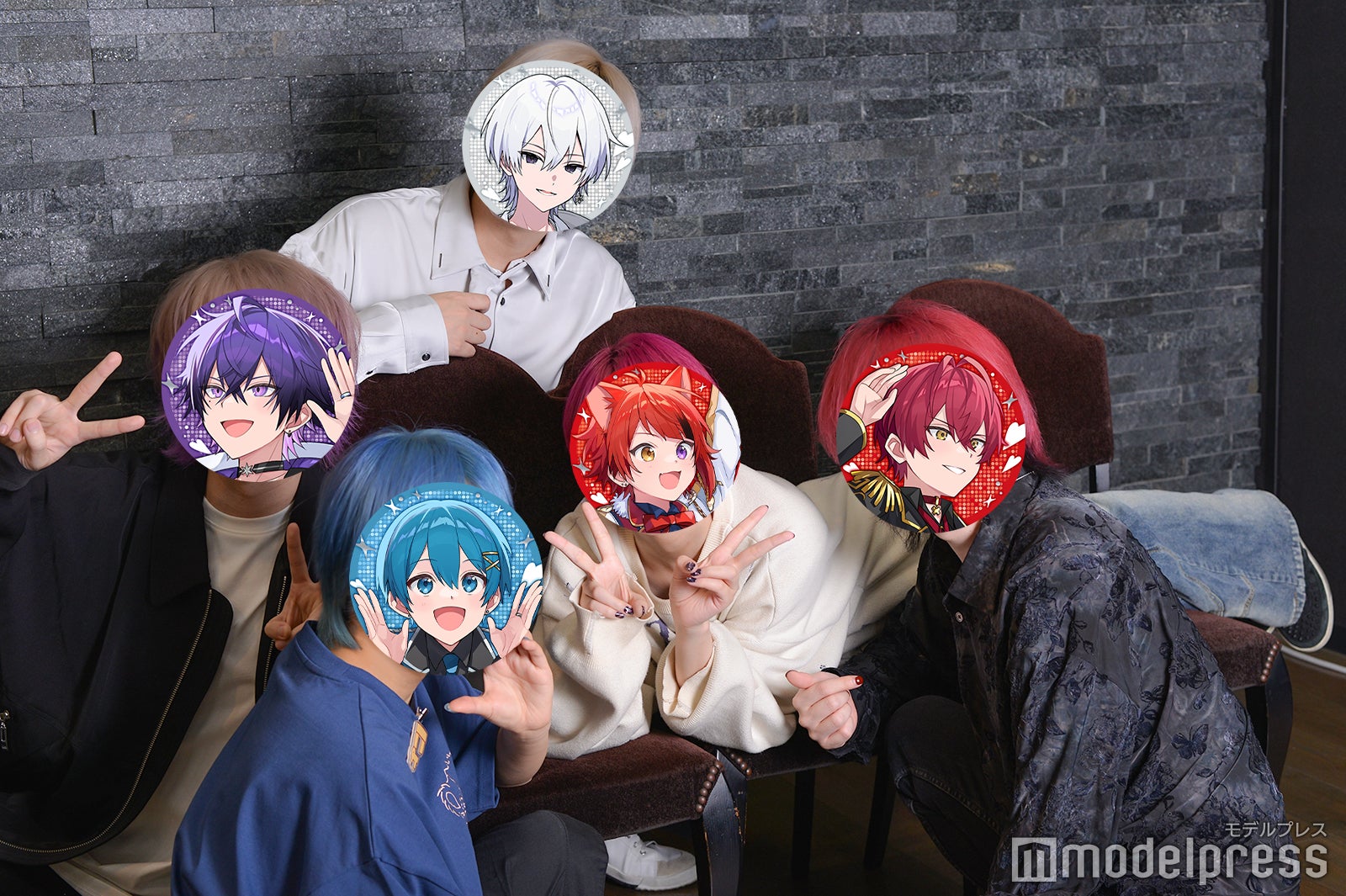 （左上から）にしき、心音、ちぐさくん、莉犬、ばぁう（C）モデルプレス