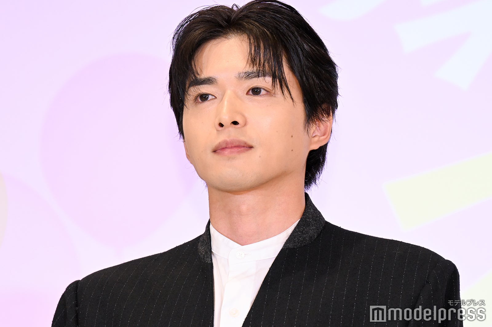 白洲迅（C）モデルプレス