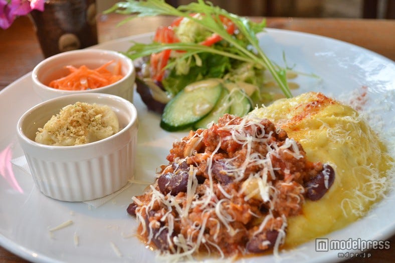 沖縄の伝統美と“フワフワ”絶品グルメが堪能出来る一石二鳥のショップとは?