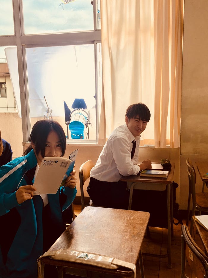 坂東希、佐野玲於(C)2018「虹色デイズ」製作委員会(C)水野美波/集英社