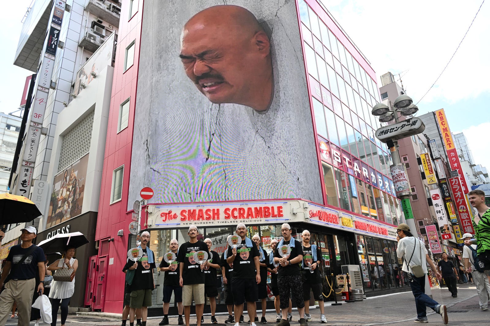 「大脱出3」渋谷練り歩きの様子（C）DMM TV