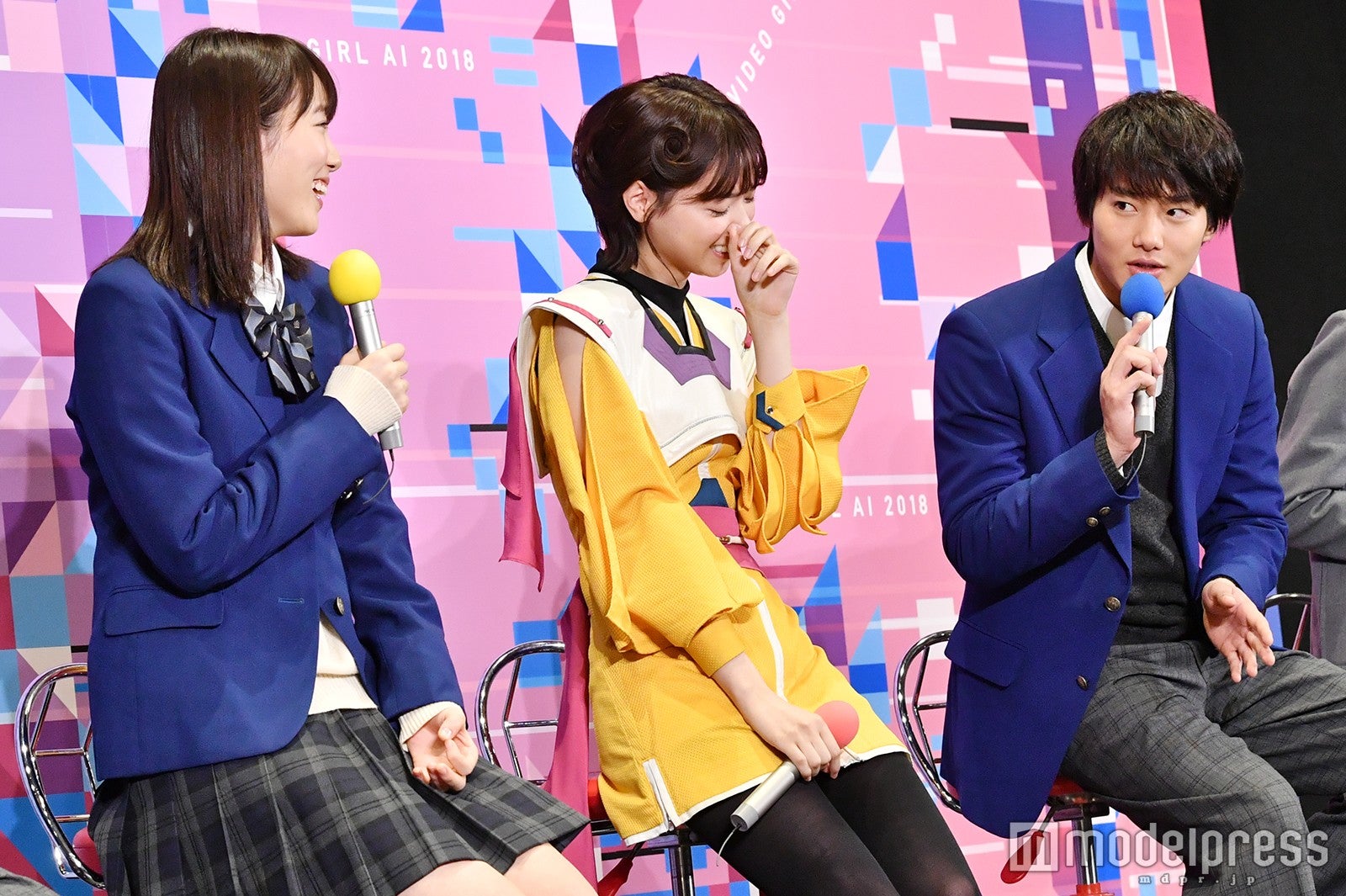 飯豊まりえ、西野七瀬、野村周平（C）モデルプレス