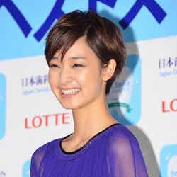 「ベストスマイル・オブ・ザ・イヤー2012」授賞式より