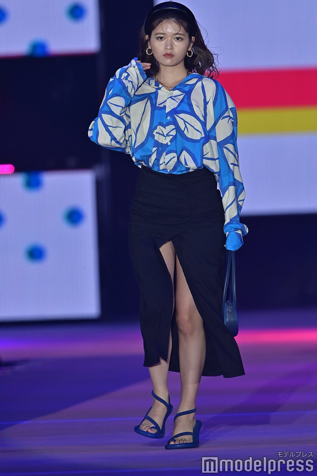 （C）モデルプレス