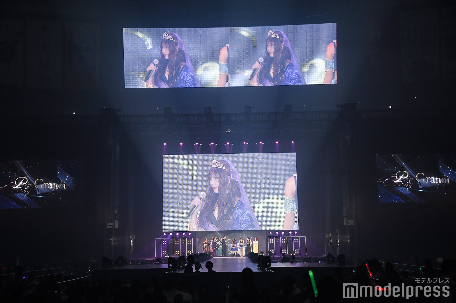 トーク中の様子 （C）モデルプレス