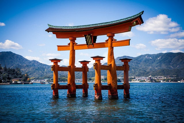 厳島神社／Itsukushima Shrine by Thilo Hilberer