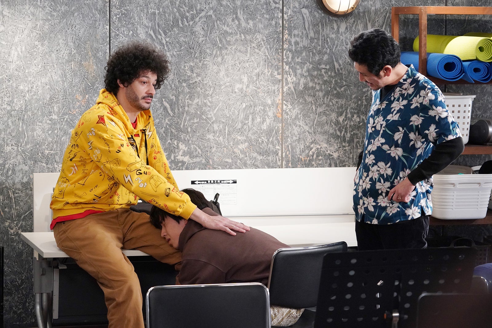 ロイック・ガロニエ、坂東龍汰、渋川清彦／「リバーサルオーケストラ」第8話より（C）日本テレビ