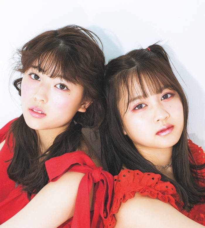 岩本蓮加、中村麗乃(写真提供:徳間書店)