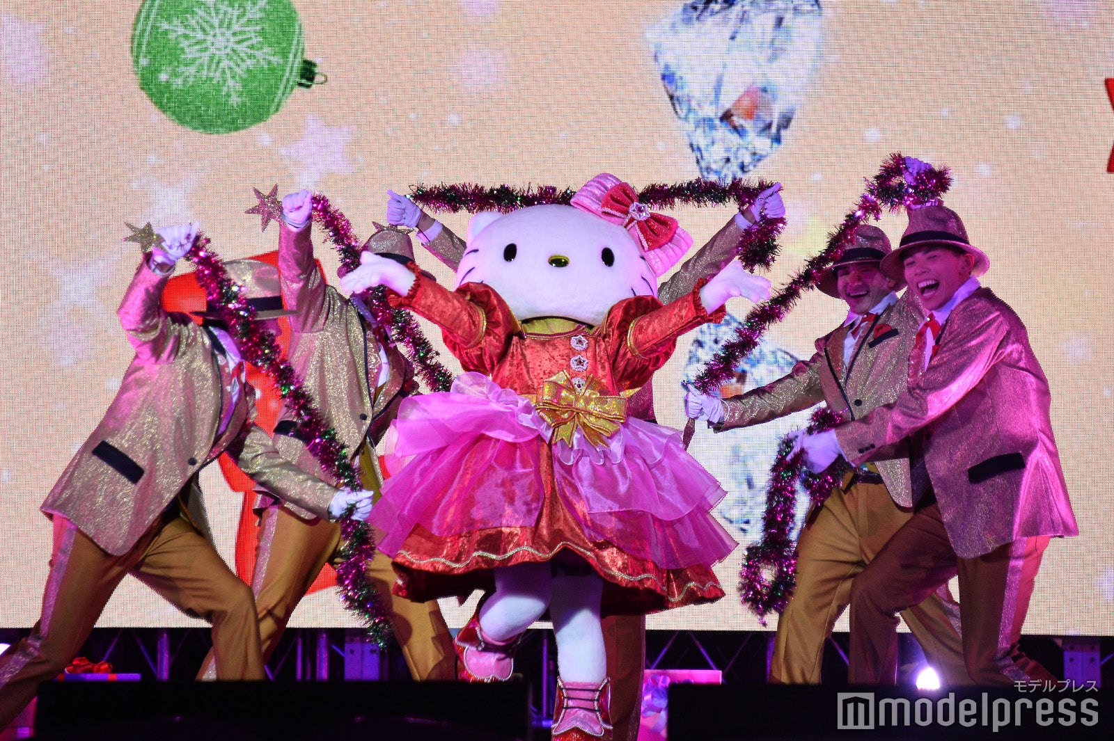 ライト・アップ・ザ・ナイト ～クリスマス・セレブレーション～（C）モデルプレス