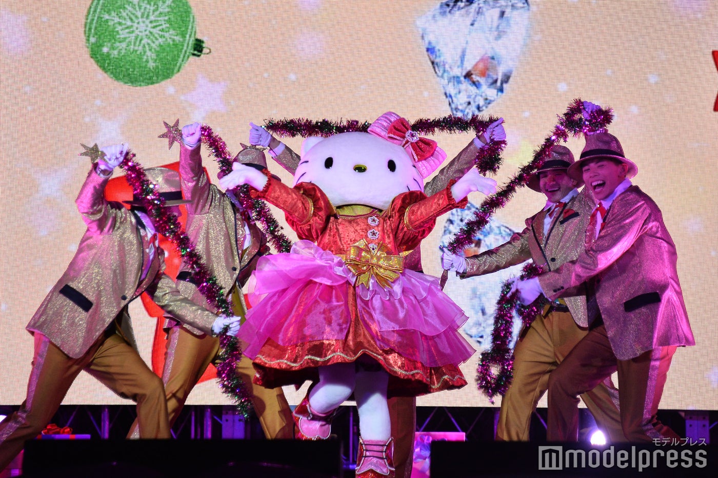 ライト・アップ・ザ・ナイト ~クリスマス・セレブレーション~(C)モデルプレス