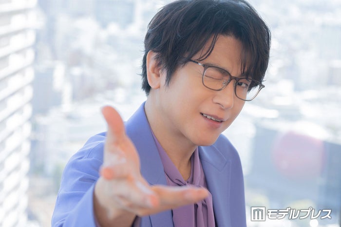 及川光博がデビュー30周年「流行と悪意は気にしてない」職業ミッチーとしての真髄 キラキラ保つ理由は“老化に抗わない”【モデルプレスインタビュー】