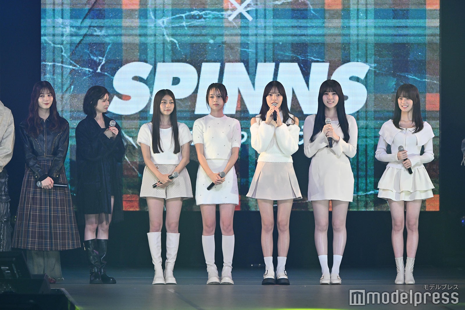 小坂菜緒、桜田ひより、稲光亜依、小國舞羽、希咲うみ、高橋快空、中島瑠菜（C）モデルプレス