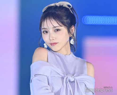 与田祐希、ベッドでバスローブ姿に 表情にも注目集まる