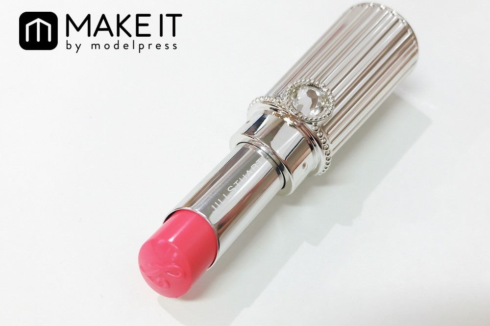 ジルスチュアート ビューティ／リップブロッサム／54 girly camellia／2,800円（税抜） (C)メイクイット