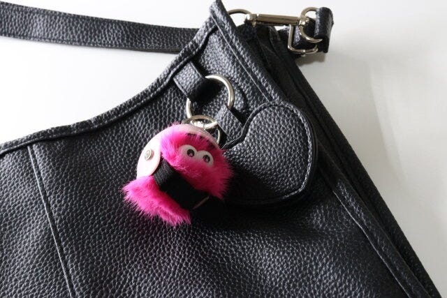 ダイソーのエコファーキーホルダー