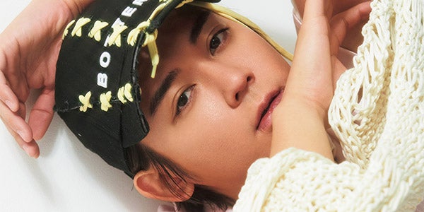 WEST.小瀧望、“LOVE”にまつわるエピソード語る ピンク衣装で登場