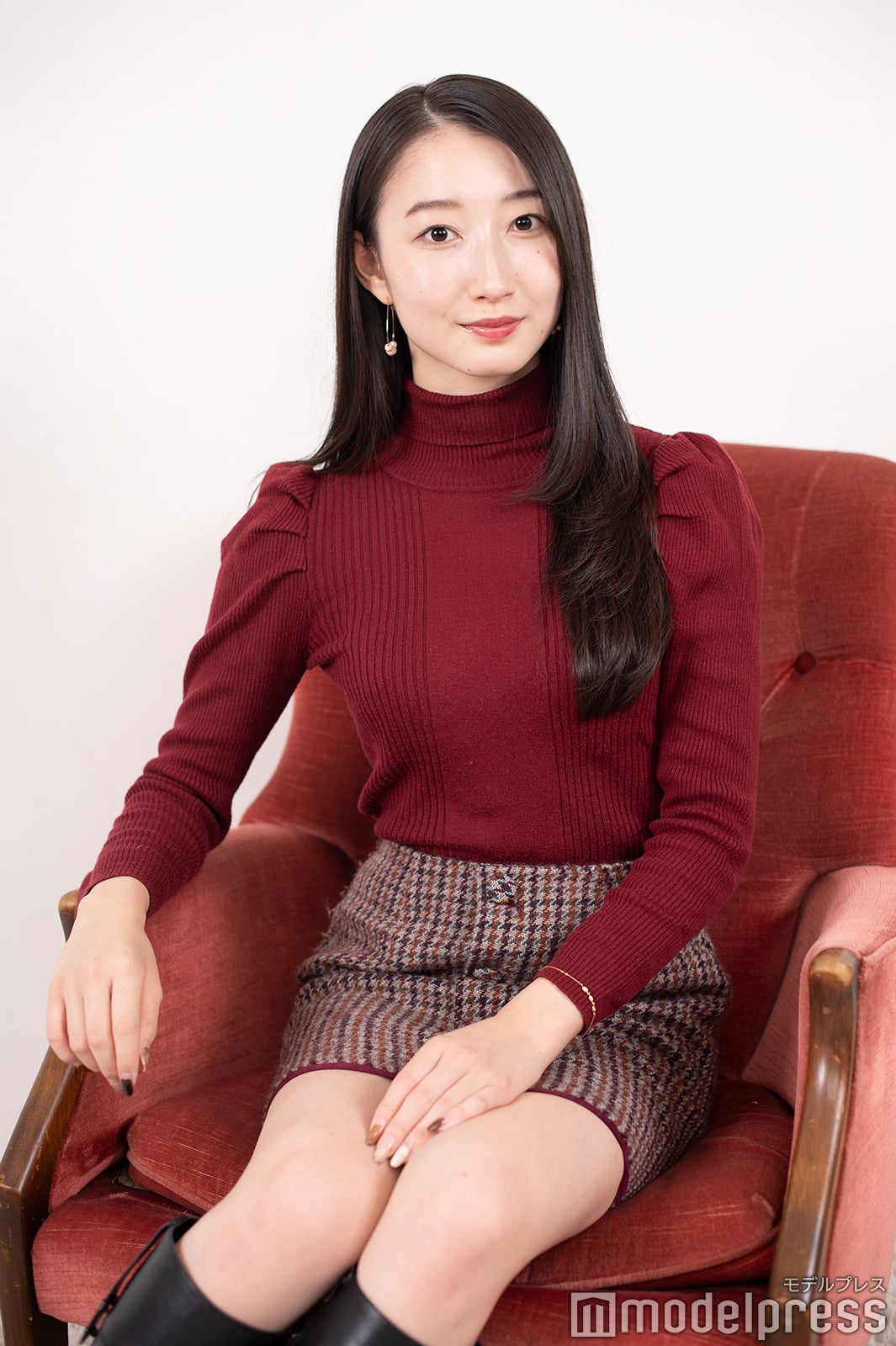 渋谷栞南（C）モデルプレス