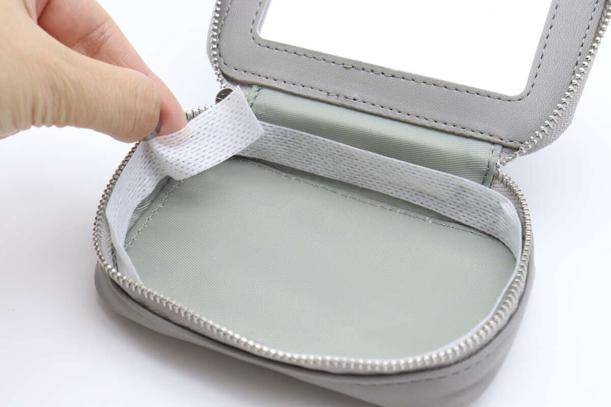 メイクポーチ汚れ防止シート　使用方法