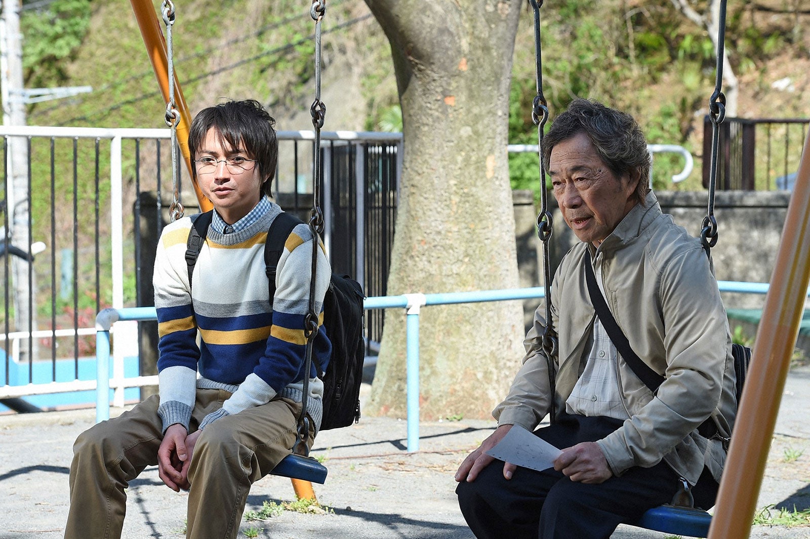 藤原竜也、武田鉄矢／『リバース』第7話より（画像提供：TBS）